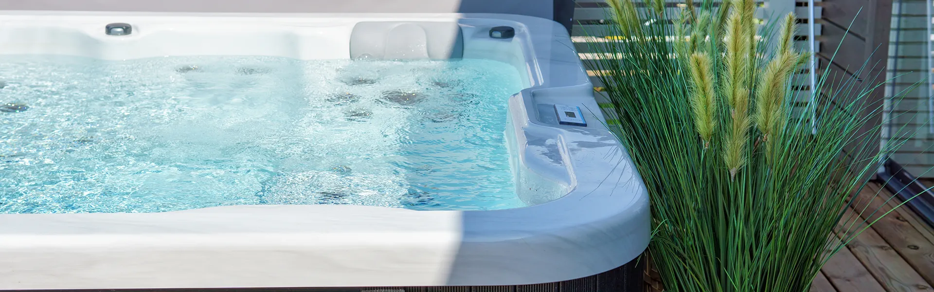 banner-hot-tubs-by-size